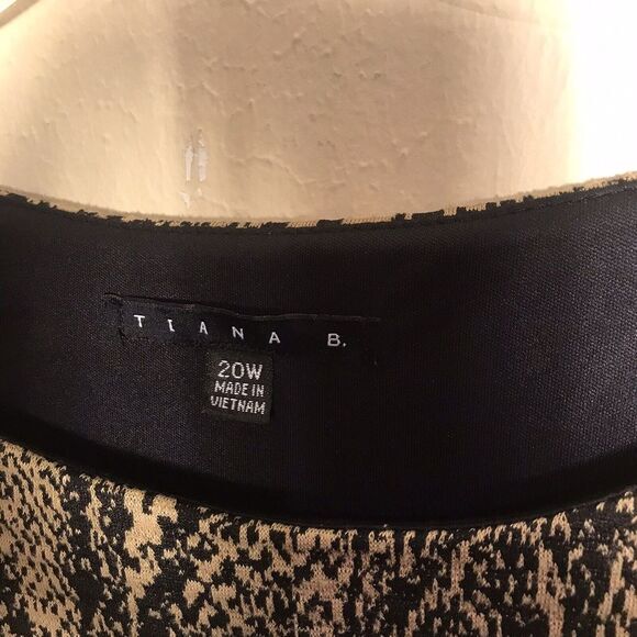 Vintage Tiana B. Beige and Black Animal Print Ruched Dress Size 20W - Picture 5 of 7